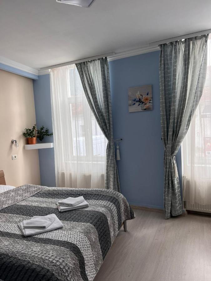 Pension Old City Braşov Extérieur photo