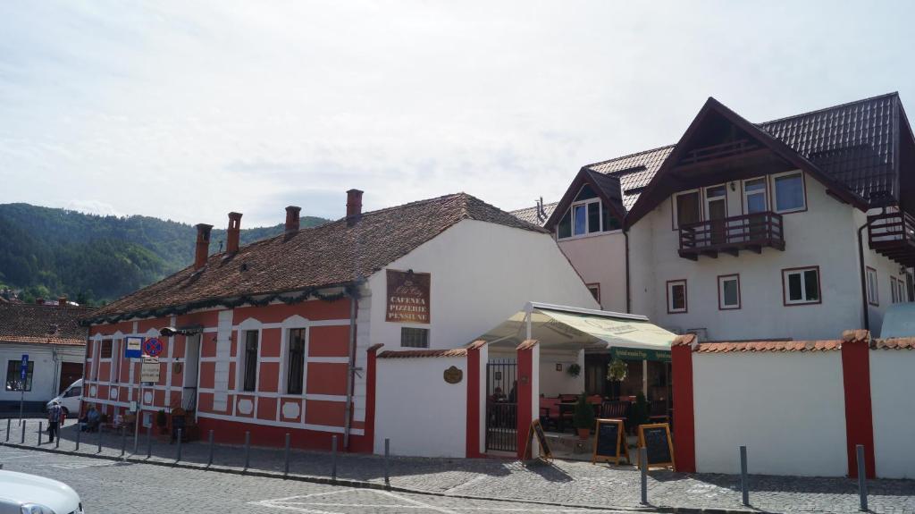Pension Old City Braşov Extérieur photo